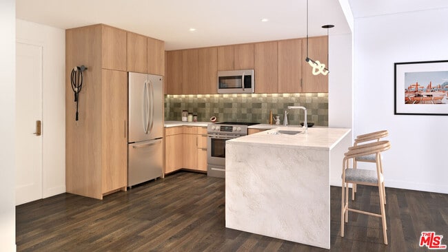 Photo - 549 S Harvard Blvd Unit 201