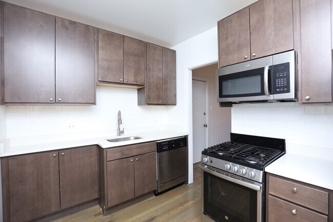 Photo - 2639 N Spaulding Ave Unidad E4