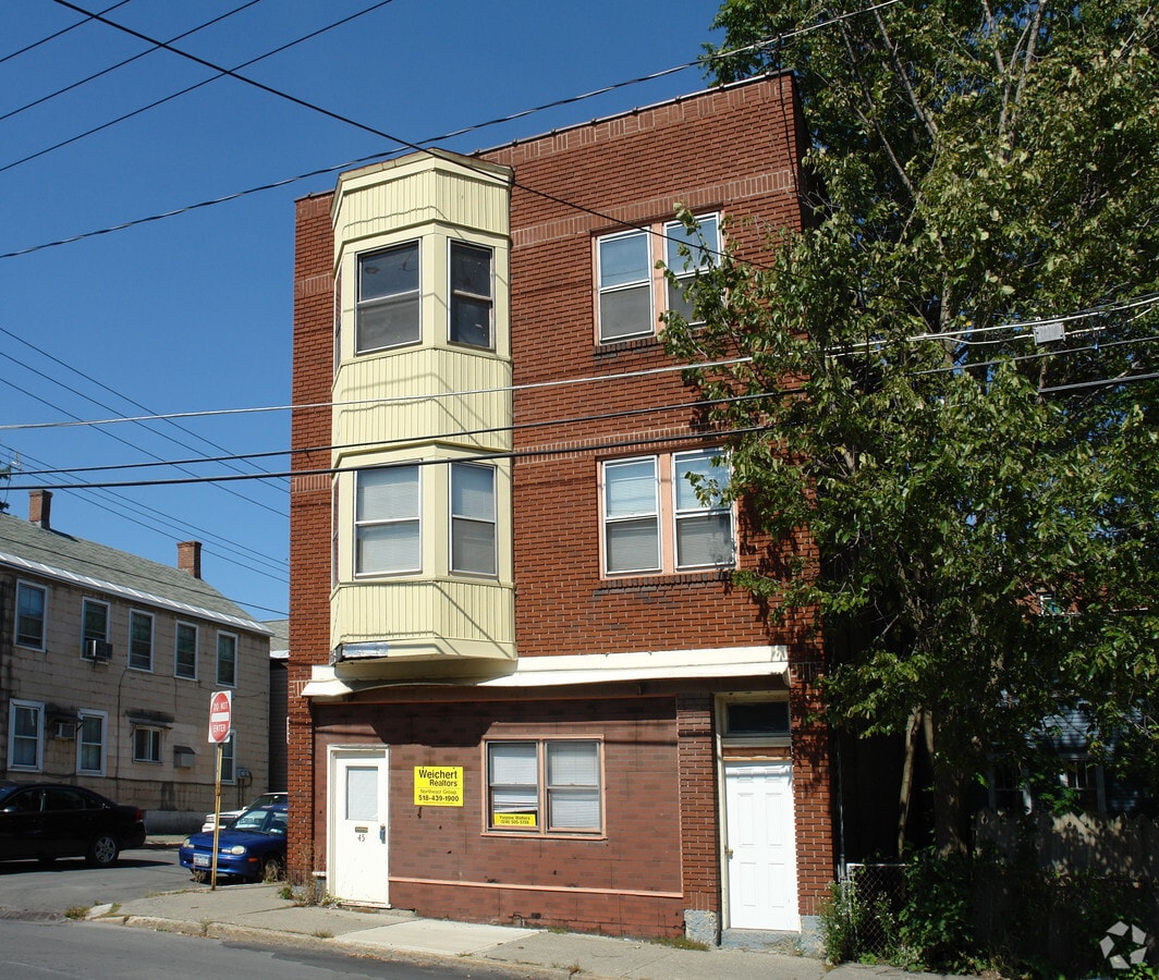 Photo - 45 White St