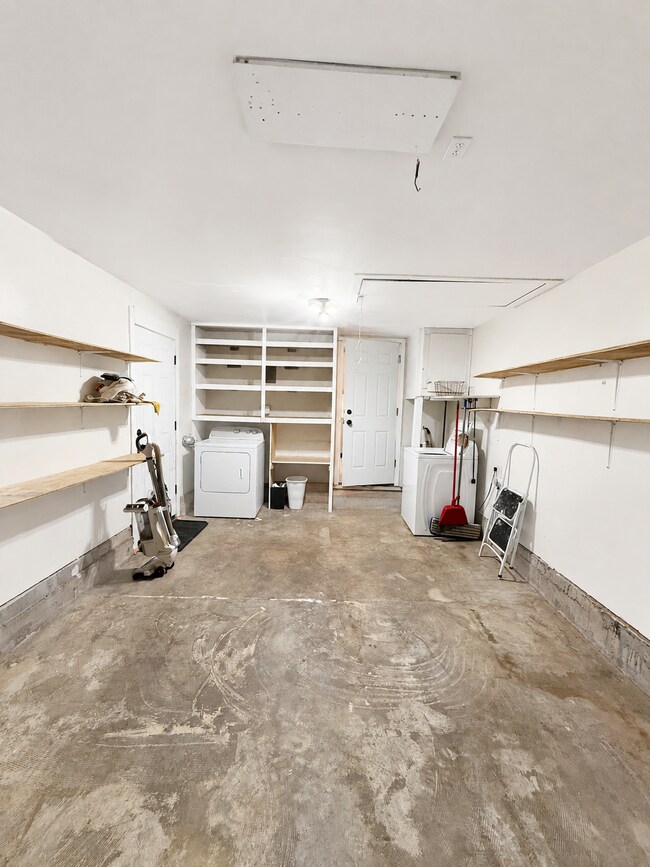 Charming 2 Bed 1 Bath