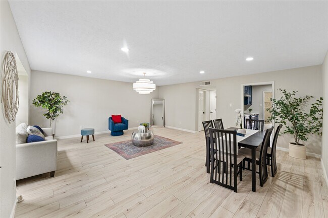 Photo - 9425 Fondren Rd