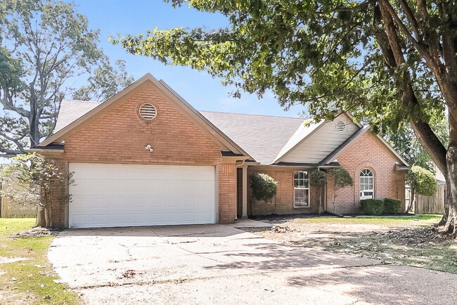 Photo - 1805 Steeplechase Cove