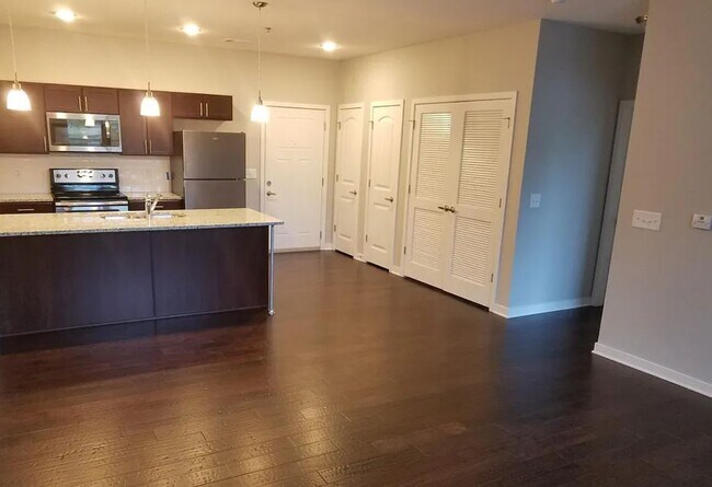 Photo - 1122 Litton Ave