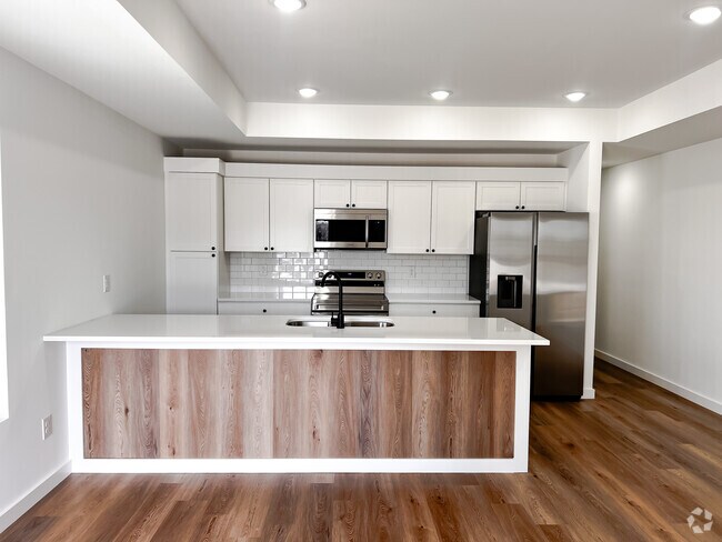 Building Photo - 2030 Brother Arthur Trl Rental