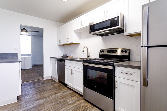 The Glenn Apartments