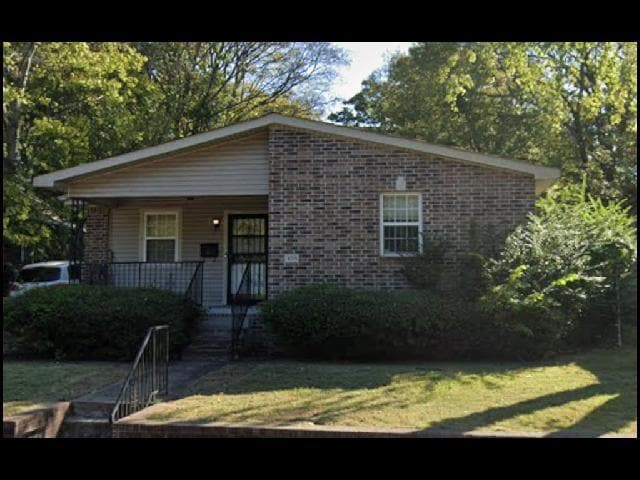 Photo - 3015 S Gaines St