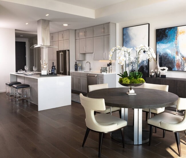 Photo - Twelve Cowboys Way