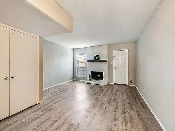 Photo - 7500 Chapin Rd Unit b 103