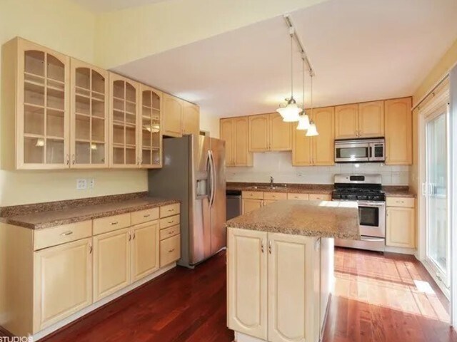 Photo - 4411 Bayside Cir