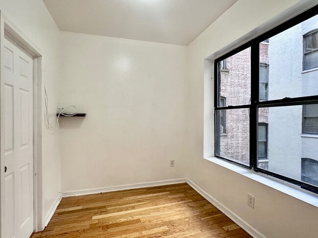 Photo - 201 W 105th St Unit 35