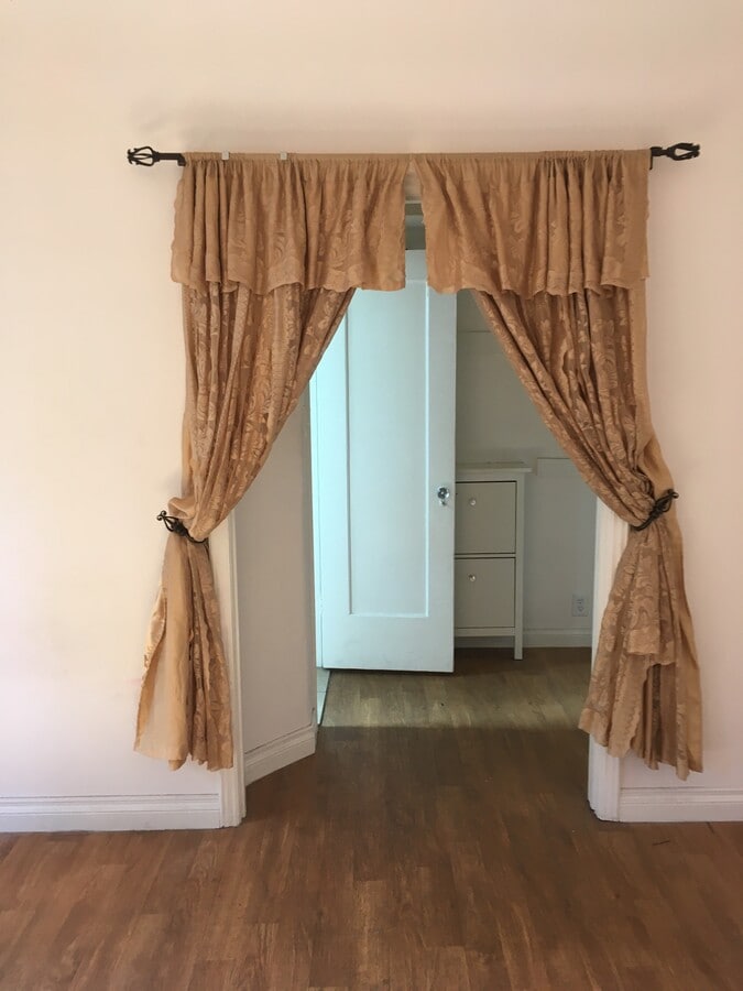 To closet - 1143 N Coronado St Unit 102