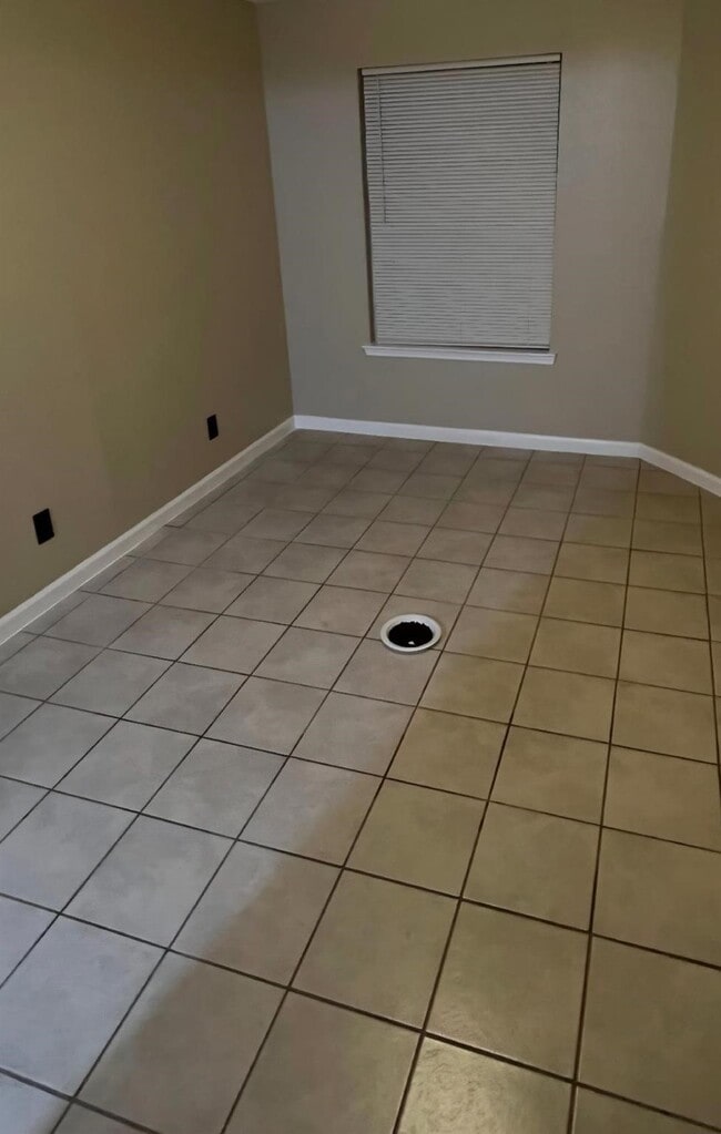 Photo - 9700 Leawood Blvd Unit 1413