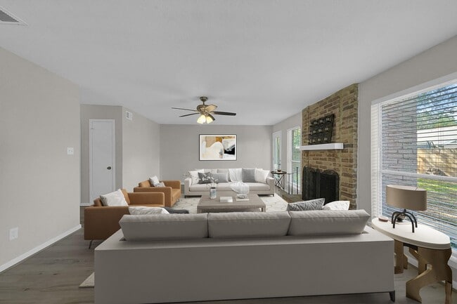 Building Photo - 16922 Nicole Ln