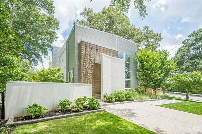 Building Photo - 2269 Briarwood Hills Dr NE Rental