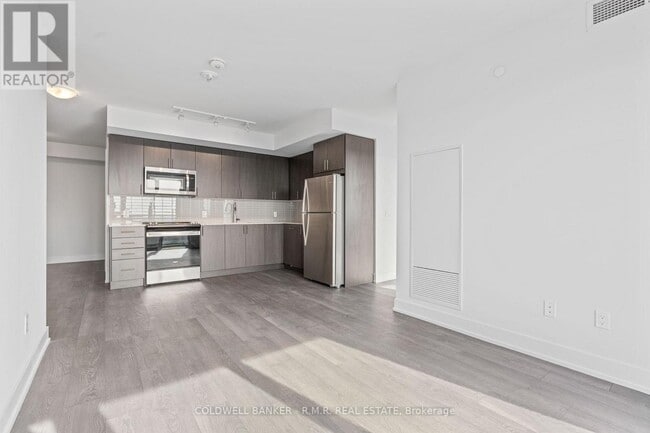 Photo - 2550 Simcoe St N Unité 1117