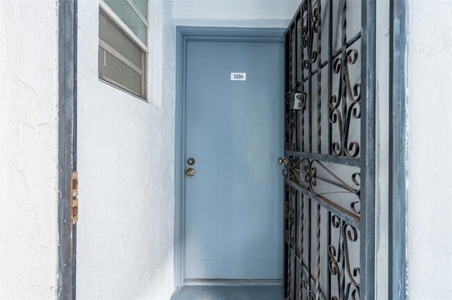 Photo - 2465 SW 18th Ave Unit 3206