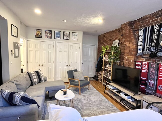 Photo - 529 Columbus Ave