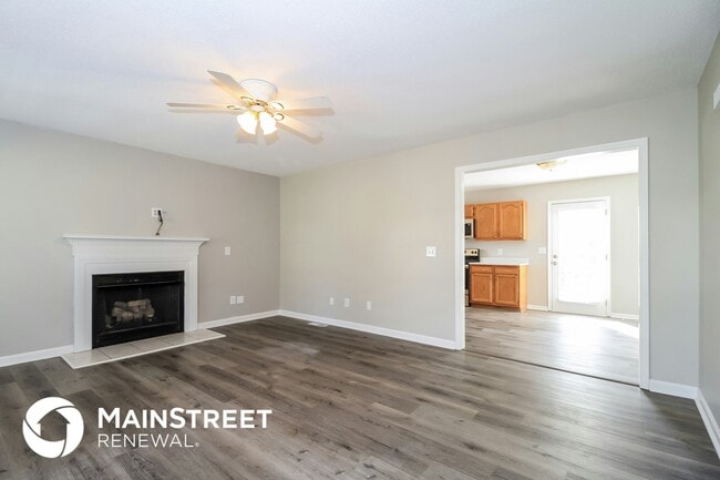 Photo - 203 Lois Ln