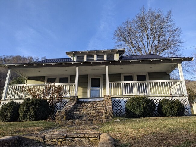 Photo - 446 Green St