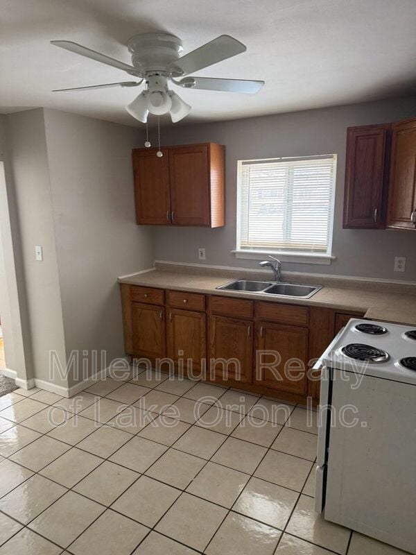 Photo - 176 W Princeton Ave