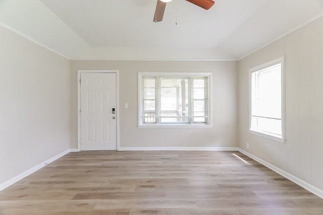 Photo - 1117 Union Grove Rd