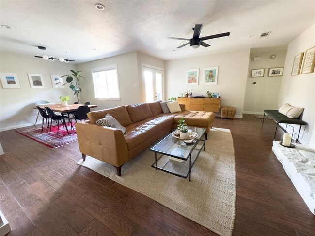 Building Photo - 3704 Harpers Ferry Ln Rental