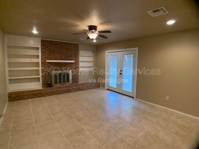 Photo - 5809 NW 62nd St