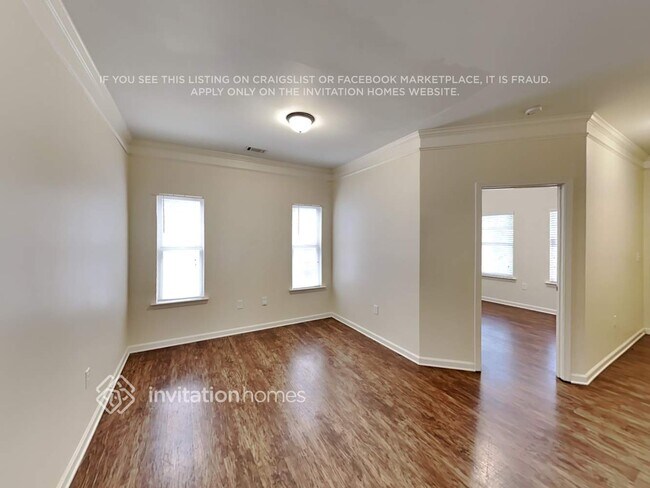 Photo - 798 Rockingham Dr