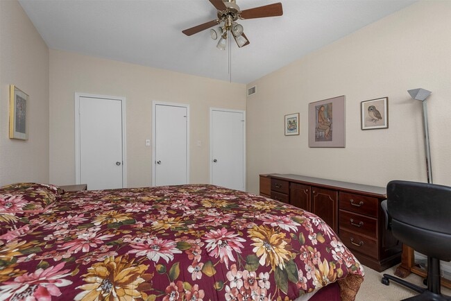 Photo - 2400 N Braeswood Blvd Unit 220