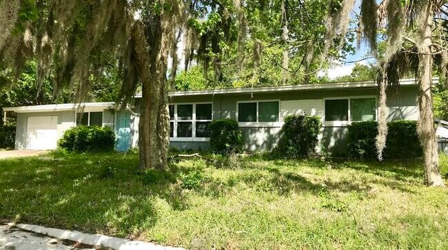 Spacious 4 Bedroom Home With Garage And Modern Updates