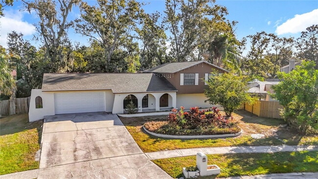 Building Photo - 632 Ephrata Dr