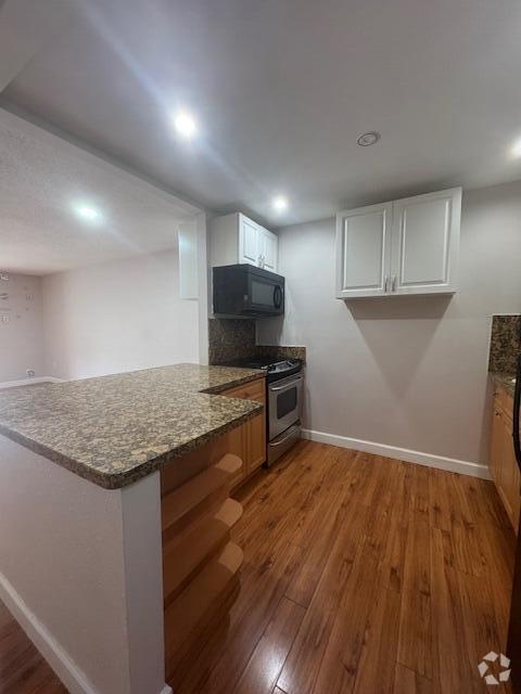 Building Photo - 6080 Forest Hill Blvd Unit 201 Rental