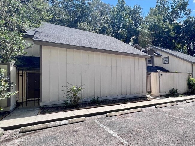 Building Photo - 313 SW 54th Dr Rental
