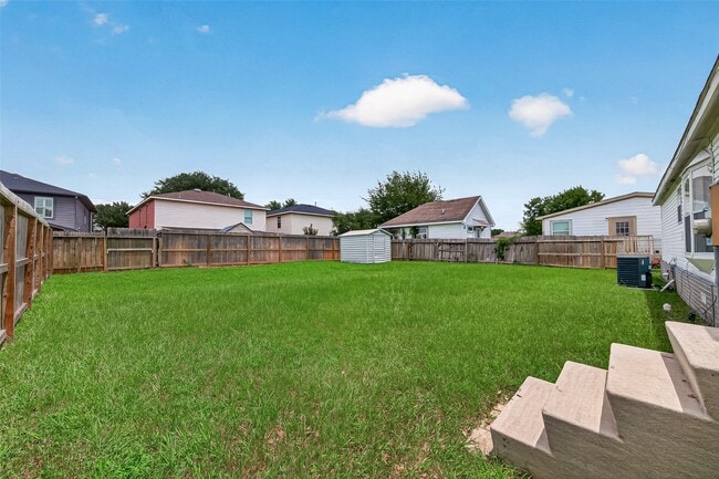 Photo - 20306 Mountain Dale Dr