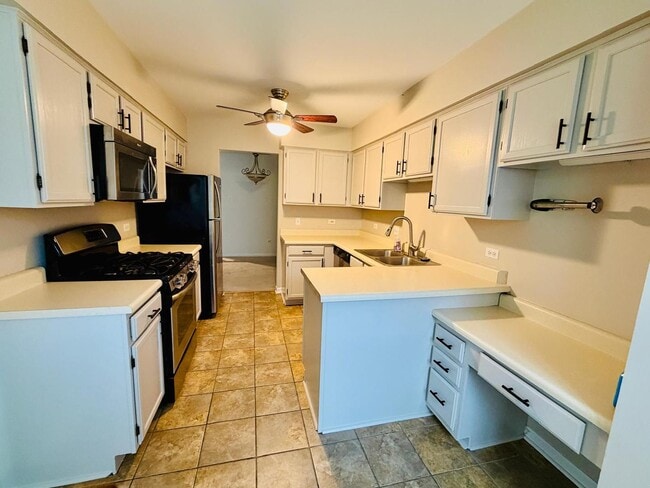 Photo - 184 Brook Ln Unit 350