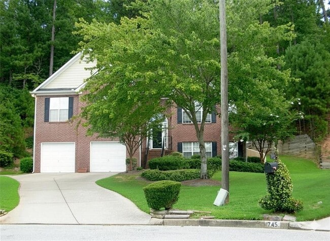 Photo - 750 Legacy Pl SW