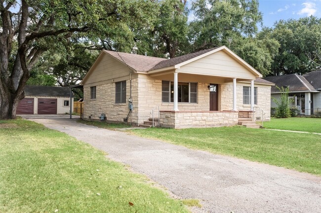 Photo - 940 Hardeman St