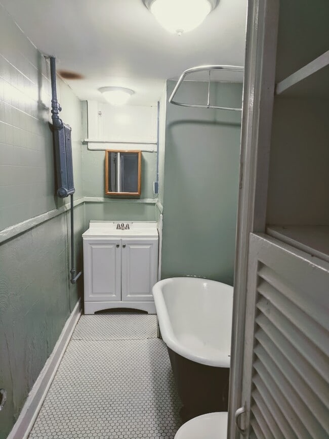 Lakewood Premier Apartments