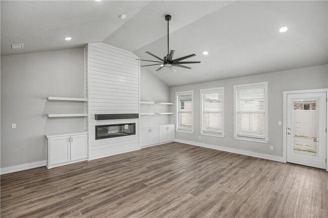 Photo - 6803 SW Orange Ave