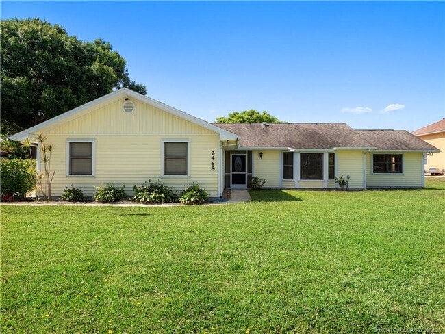 Photo - 2468 N W Everglades Blvd House