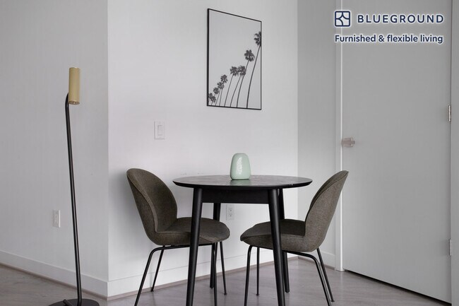 Photo - 1901 Connecticut Ave NW Unidad SI FL5-ID247