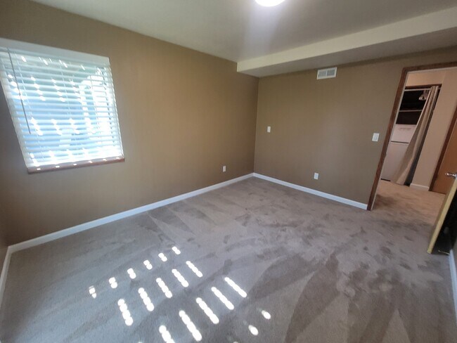 Photo - 275 NW 6th St Unit 2