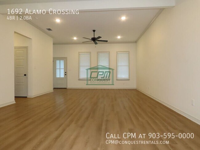 Photo - 1692 Alamo Xing Rd