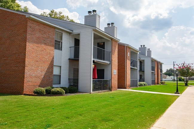 Arbor Village Apartments