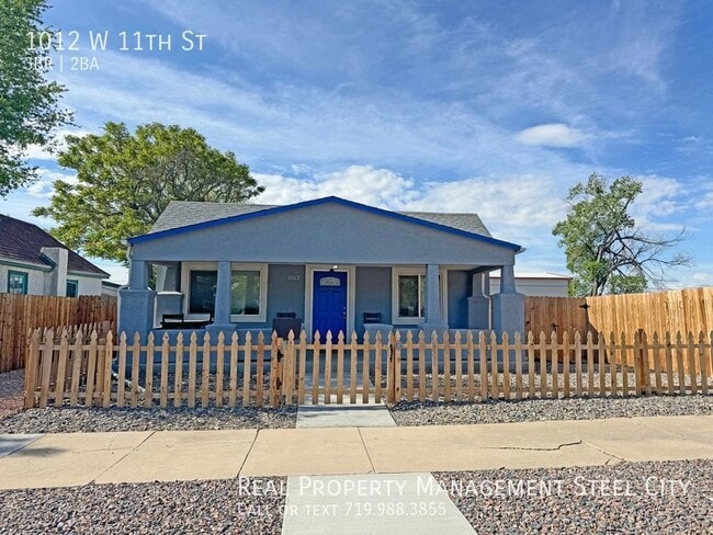 Photo - 1012 W 11th St House