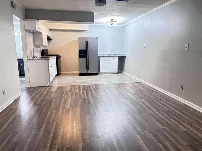 Building Photo - 306 North St Unit 32 Rental