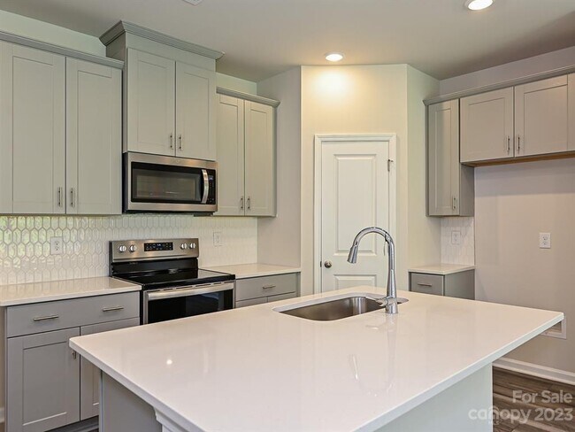 Photo - 1650 Old Rivers Rd