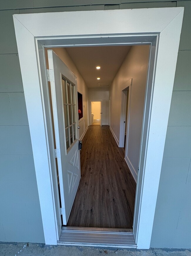 Photo - 409 Lilly Ave