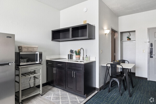 Estudio - 350 pies cuadrados - Cocina - Gruene Pointe