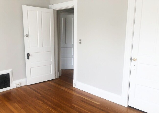 Photo - 344-348 Howell Avenue Unit 348-Duplex